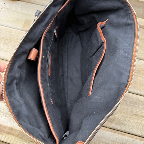 Banana Republic Brown and Patterned Tote - Picture 6 of 8